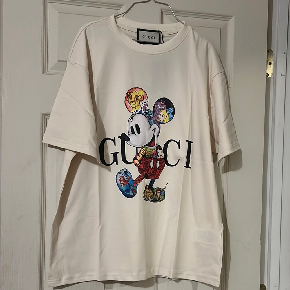 Gucci Cream Graphic T-Shirt